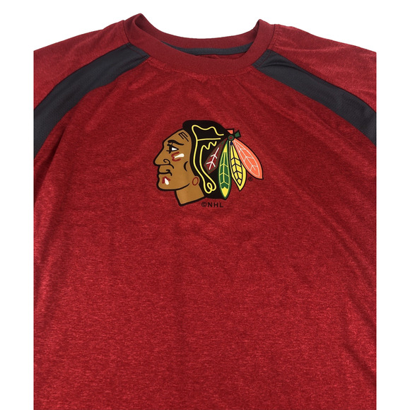 NHL Chicago Blackhawks Men's Shirt Small Red Gray 104648 Short Sleeve Hockey - Picture 3 of 8